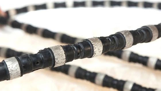 Sert Taş Kayayı Kesmek İçin 11.5mm Elmas Mermer Tel Testere Taşocakçılığı Aletleri