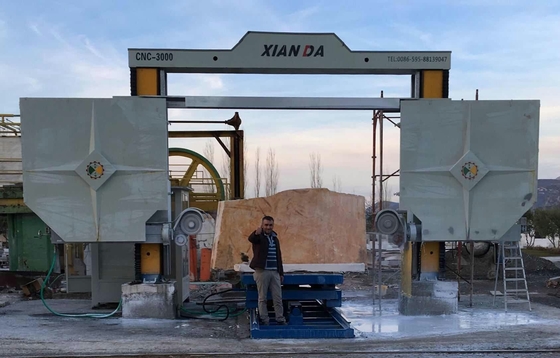 Yüksek Kesme Genişliği ve Yeteneği için Yüksek Hızlı Elmas Tel Testere Tezgahı