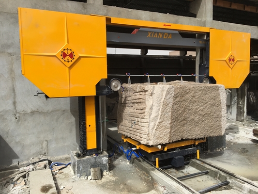 Taş Elmas Tel Çakmak Makinesini Blok Karesi ve Plak Kesmek için