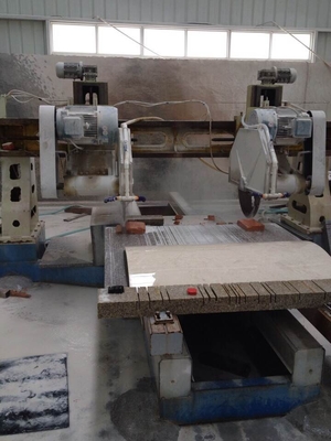 Yüksek verimli Dört dilimli Kıyısı Kesme Makinesi
