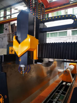 4 Eksenli Sütun CNC Mermer Kesme ve Granit gravür için Taş Oymak Makinesi