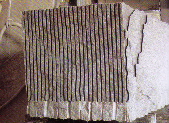 Yüksek hassasiyetli kesme doğruluğu ile blok kesme makinesi