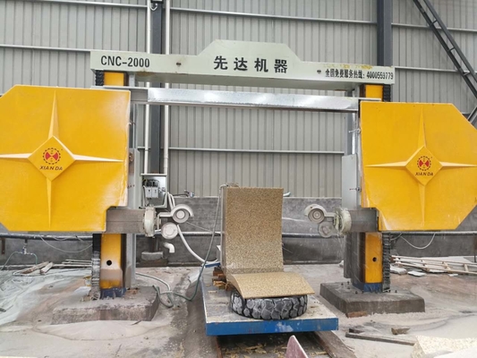 Yüksek işleme hassasiyeti ile CNC Elmas Tel Testere Makinesi