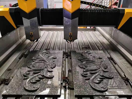 Yüksek hassasiyetli 4 Eksenli Yay Plakalı Sütun Oymak Makinesi