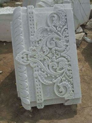 Yüksek hassasiyetli 4 Eksenli Yay Plakalı Sütun Oymak Makinesi