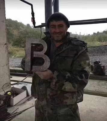 Dört Eksenli Elmas Tel Testere Makinesi Dairesel Taş levhasını, sütunu, harfini, harflerini işlemek için