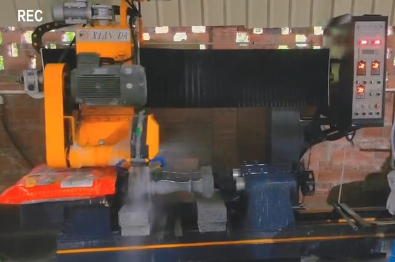 Yüksek verimlilikli CNC İki Bilgisayarlı Baluster Kesme Makinesi