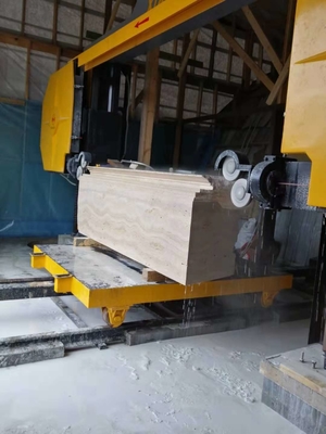 Yüksek verimlilikli kesme ile 4 Eksenli Cnc Elmas Tel Testere Makinesi
