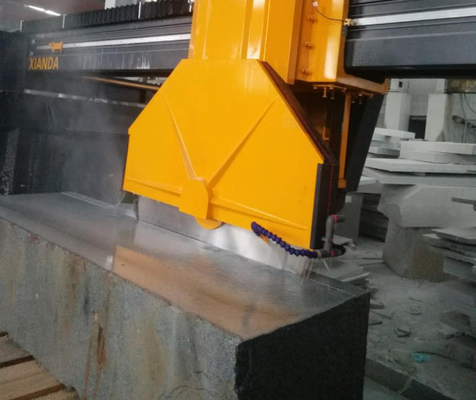 Tam otomatik orta blok kesme makinesi AC ile çalıştırılır