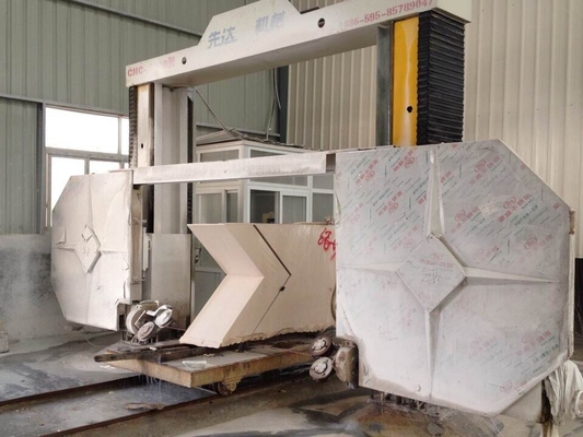 Yüksek hassasiyetli profilleme için CNC Elmas Tel Testere Makinesi