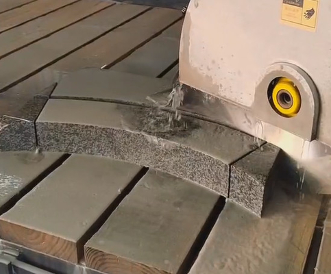 5 Eksenli CNC Köprü Kesme Makinesi 3D Özel Şekilli