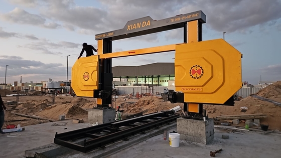 CE sertifikalı 11kw Ana Motor 4 Eksenli Hızlı ve Hassas İşleme için CNC Makinesi