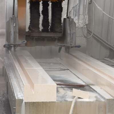 Yüksek performanslı çift kirişli köprü tipi doğrusal kesim ve freze makinesi büyük ölçekli özel şekilli fabrika için