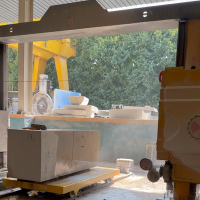 Elmas Tel Testere Makinesi ve Uzun Yaşam Zaman Avantaj Kontrolü CNC Blade Malzeme Elmas