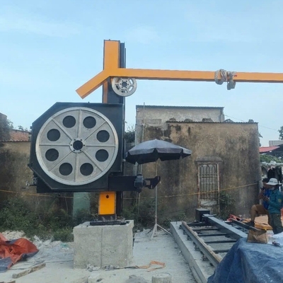 Otomatik kesme işlemi için yüksek hızlı elmas tel testere makinesi