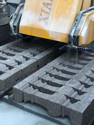 3 Eksenli Doğrusal CNC Kesme Makinesi 220V Güçlü 15kw Ana Motor ve Granit Çitleri için 21.5kw Brüt Güçlü