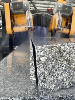 Çift Bıçaklı Kemer-Plaka Otomatik Kenar Kesme Makinesi