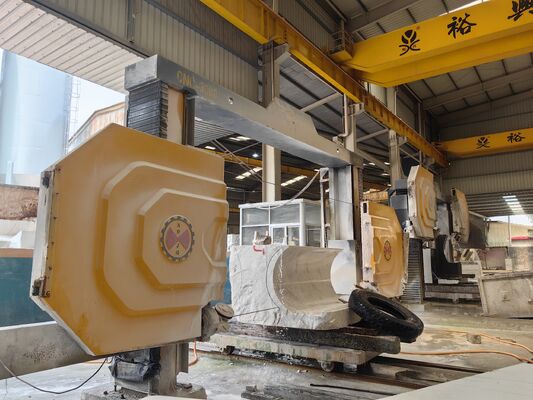 360° Servo-Döner Masa ile 4 Eksenli CNC Elmas Tel Testere Makinesi