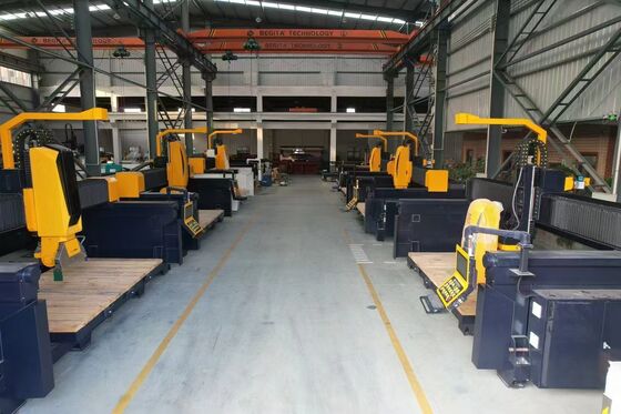 5 Eksenli CNC Köprü Çakmak Taş Kesme Makinesi Taş Kesicisi Yüksek hassasiyetli 32KW 120MM Kesme Kalınlığı Delek Kutusu Taşı