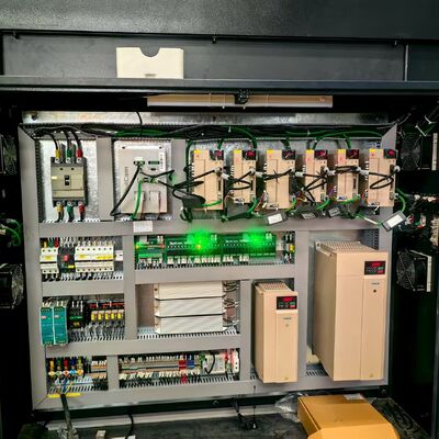 5 Eksenli CNC Köprü Çakmak Taş Kesme Makinesi Taş Kesicisi Yüksek hassasiyetli 32KW 120MM Kesme Kalınlığı Delek Kutusu Taşı