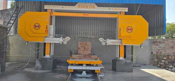 Akıllı CNC Elmas Tel Testere Taş Kesme Makinesi Rulman Dört Mil Bağlantısı Yüksek Stabilite Motoru Granit İçin Yüksek Güvenlik