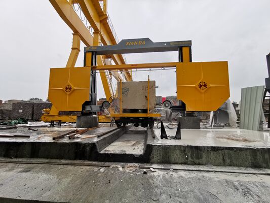 3000×3000×1500 mm Mermer ve Granit Blok Bölme için Senkron Vidalı Tahrikli PLC Kontrollü Elmas Tel Testere Makinesi