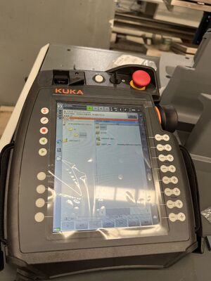 6 Eksenli CNC Robot Taş Kesme Makinesi 3100mm'ye kadar büyük ölçekli oyma için Interpolated Control ve BT40 Spindle ile