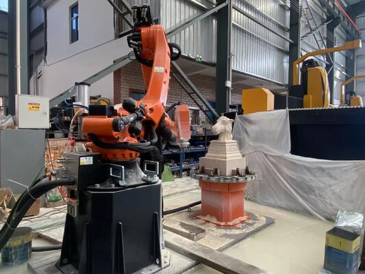 6 Eksenli CNC Robot Taş Kesme Makinesi 3100mm'ye kadar büyük ölçekli oyma için Interpolated Control ve BT40 Spindle ile