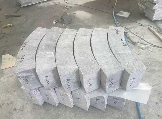 PLC Kontrollü Dikey CNC Tel Testere Makinesi, Taş Kesme İçin, 4m3/H Su Tüketimi ve 20-50m Tel Uzunluğu