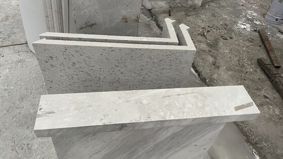 XIANDA CNC-2500SA Yüksek Hassasiyetli CNC Elmas Tel Testere Makinesi, 20 Ton Yük Kapasitesi ve Taş Profilleme için 360 Derece Servo Döner Tablalı