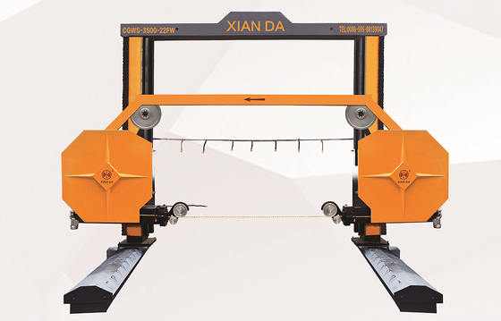 İspanyol pazarı için Gantry Hareketli CNC tek tel testere makinesi