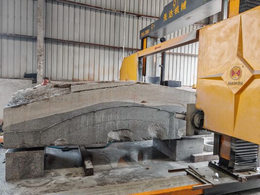 Büyük taş blok kesimi için dört uçuş tekerleği ile Gantry Hareketli CNC Tel Testere Makinesi 3500 × 3500 × 2200 mm