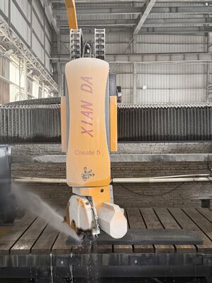 3200x2000mm taş işleme için 360° bıçak dönüşü ile 5 Eksenli CNC Köprü Çakma Kesme Makinesi