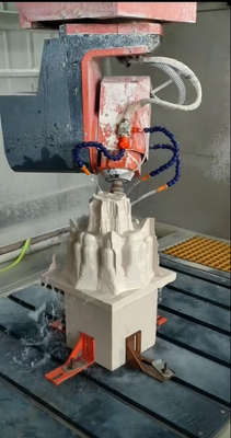 5 Eksenli Taş CNC gravür makinesi, 7.5KW ağır görevli iğne ve her yönlü 3B oyma için 3000×1300mm işleme masası ile