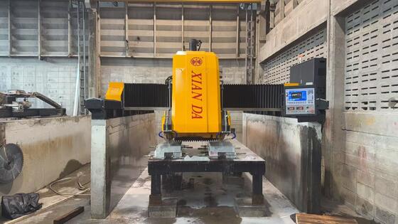 BLMM-1800 3 Eksen CNC Taş Profil Kesme Makinesi, 3500mm Maksimum İşleme Uzunluğu ve Köprü Tipi Yapı
