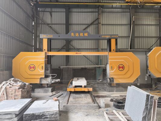 Max İşleme Boyutu 2500*3000*1500mm ve Yüksek Hassasiyetli Redüktör ve Servo Motoru ile Dört Eksenli CNC Elmas Tel Testere Makinesi