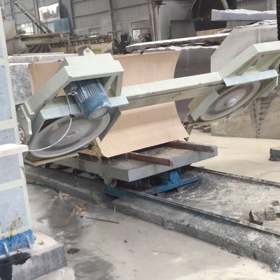 İçi Boş Kolon İşleme için CNC Dairesel Döşeme Taş Kenar Kesme Makinesi